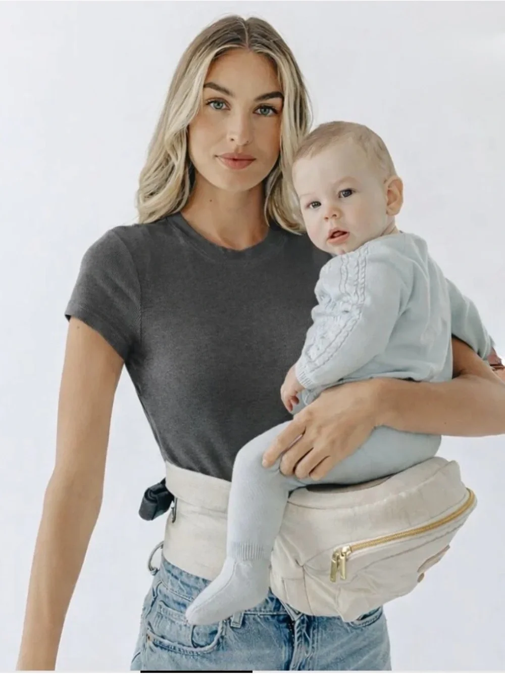 Tushbaby Strapless Baby Hipseat - Cream